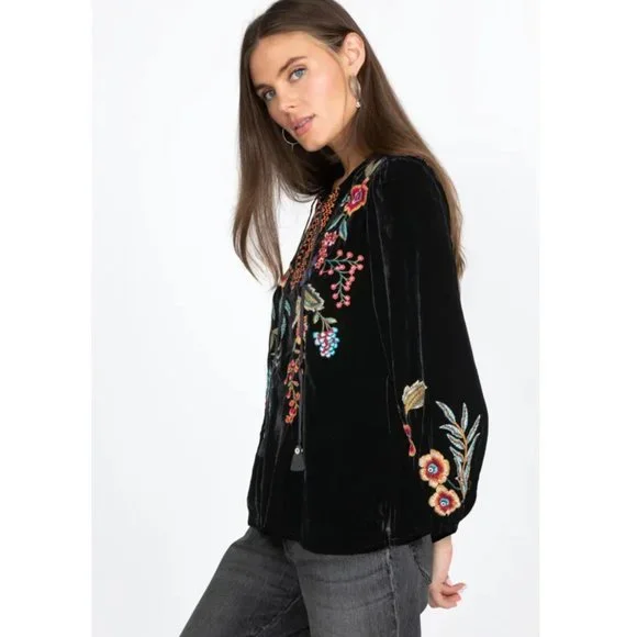 Johnny Was Ardell Velvet Relaxed Blouse Floral Embroidery Top Shirt Black NEW